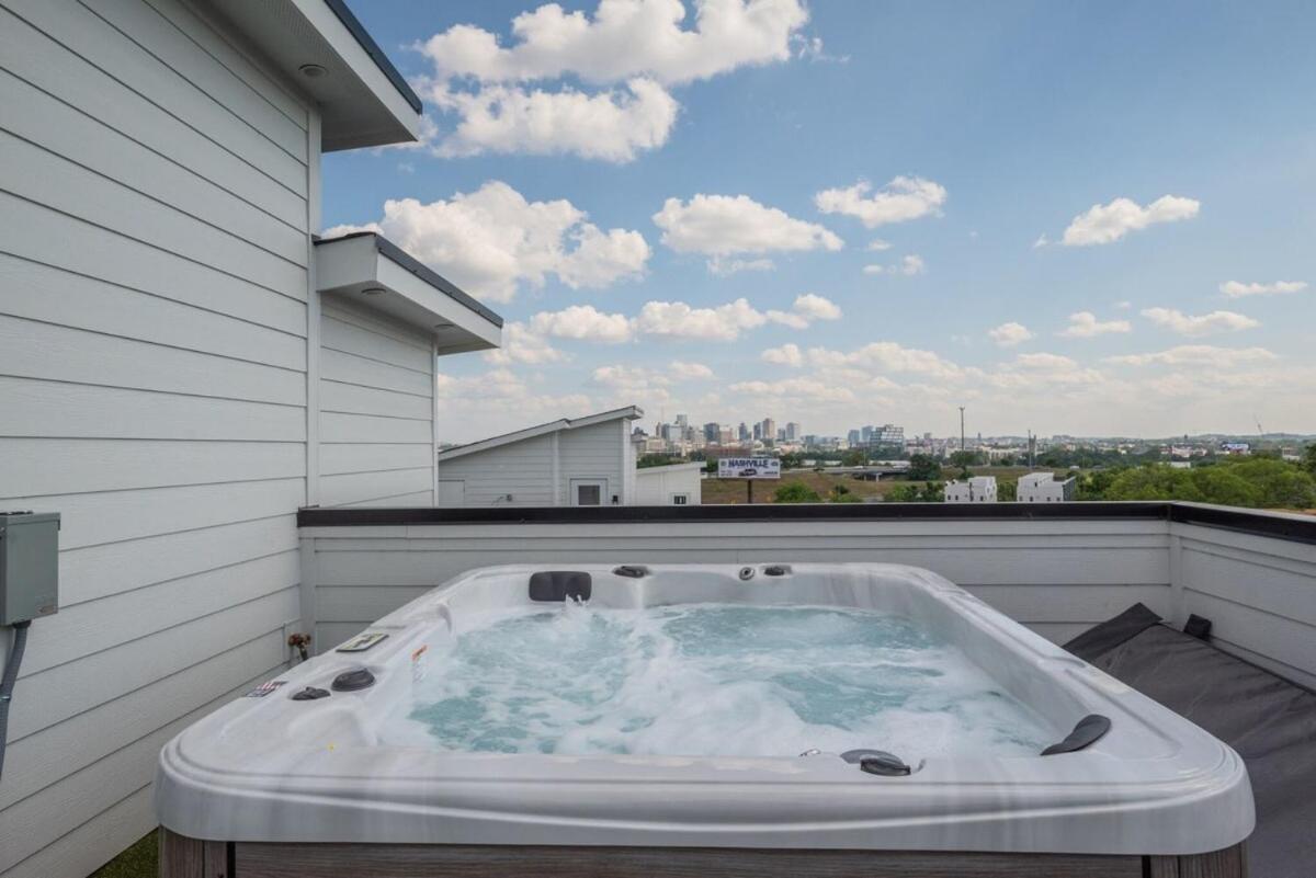 10 Percent Off Elevator Rooftop With Hot Tub & Views Vila Nashville Exterior foto